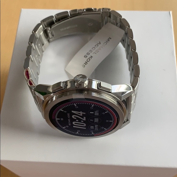 Michael Kors Smart Watch Classic Silver main image 7